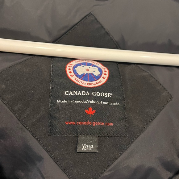 Canada Goose Montebello Parka - Picture 5 of 5